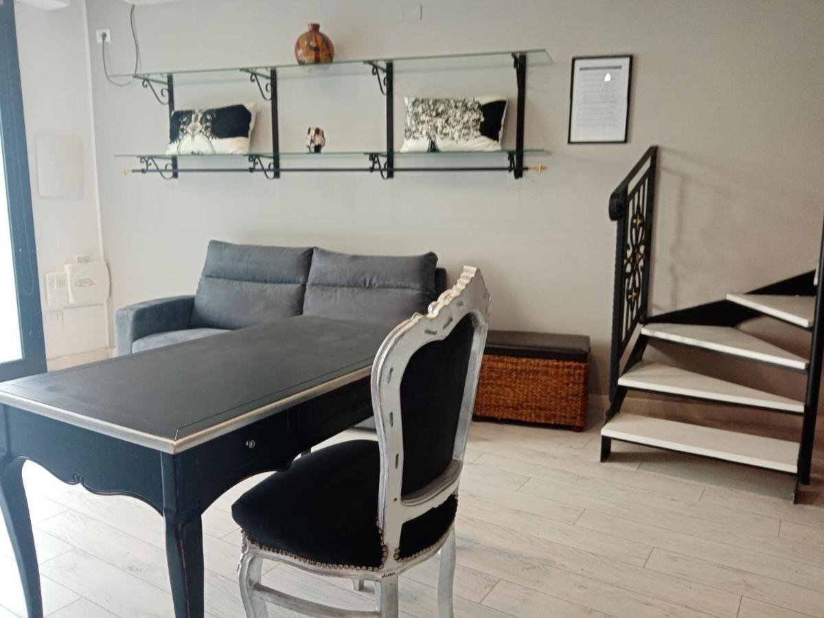 Einaudi 56 Guest House Κάλιαρι Εξωτερικό φωτογραφία